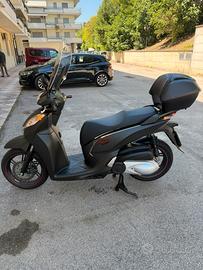 Honda SH 300 ABS SPORT