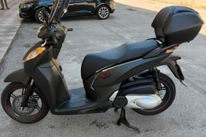 Honda SH 300 ABS SPORT