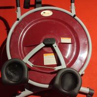 attrezzo fitness per addominali e glutei 