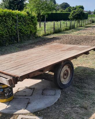 carro in legno