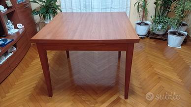 Tavolo allungable in legno