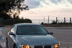 BMW 330xi e92 Futura