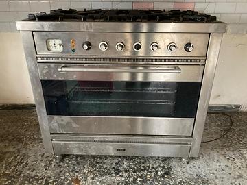 Forno + 5 fuochi marca ilve