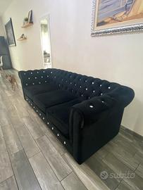 Divano Chesterfield 3 posti velluto nero