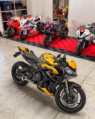 Triumph Street Triple 765 RS 2024