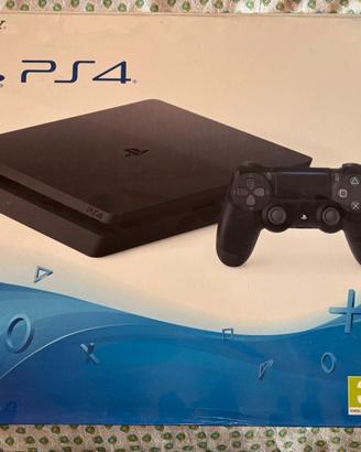 Ps4 Slim 1Tb + 2 joystick + gioco + cavi
