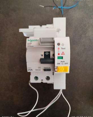 Schneider Acti9 RED A9CR2225