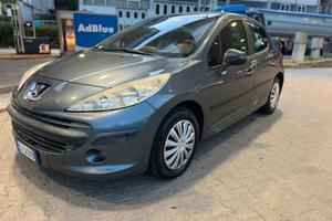 Peugeot 207 1.6 DIESEL  IDEALE NEOPATENTATI