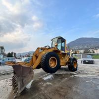Pala gommata Komatsu wa 320