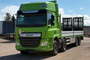 DAF CF 450 4 ASSI STERZANTI CON RAMPE IDRAULICHE