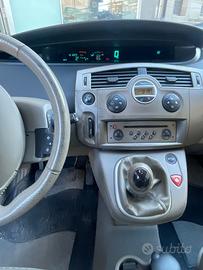 Renault Gran Scenic