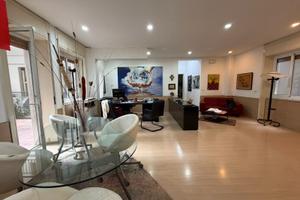 Piazza Duomo - Appartamento uso ufficio ristruttur