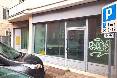 Immobile in asta di 625 m² a Mori