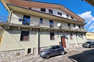 Quadrilocale ristrutturato arredato