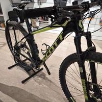 Mtb Scott in carbonio