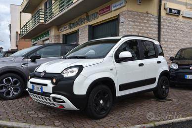 Fiat Panda Cross 1.0 FireFly S&S Hybrid