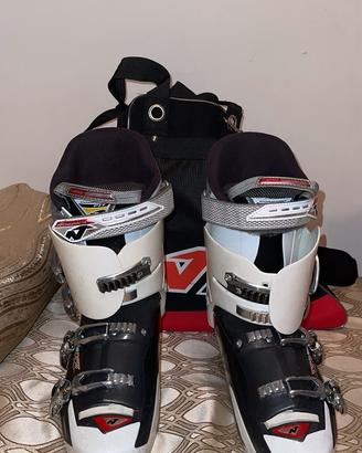 Set Sci Nordica: Scarponi Sportmachine 80 + Borsa