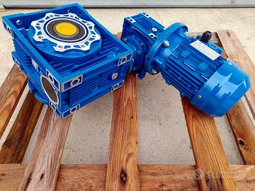 Motore con doppio riduttore - Diametro albero 35mm