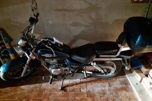 Suzuki GZ Marauder 250 - 1999