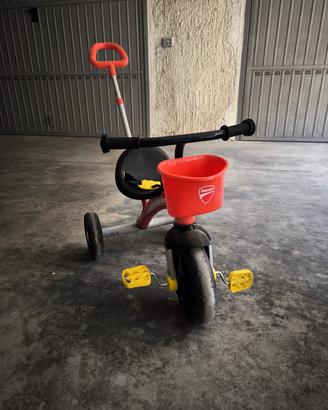 triciclo chicco U-GO ducati