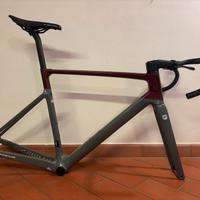 Bici da corsa Focus Izalco Max 8.9 telaio