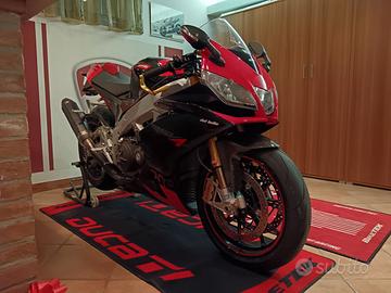 Aprilia RSV 4 Factory