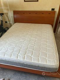 Letto contenitore in ciliegio escluso il materasso