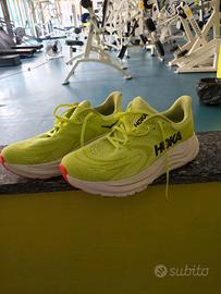 Scarpa running HOKA
