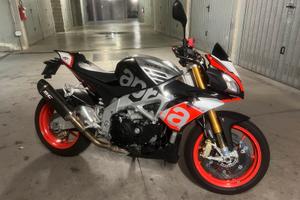 Aprilia tuono v4