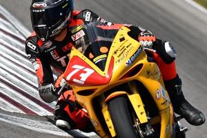Yamaha R1 2004