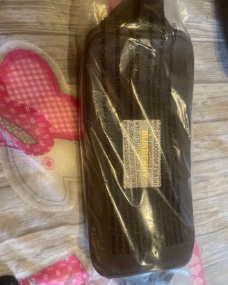 Trousse burberry hero mai usata