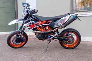 KTM 690 SMC R
