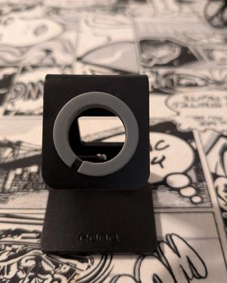 Stand smartwatch desktop partner