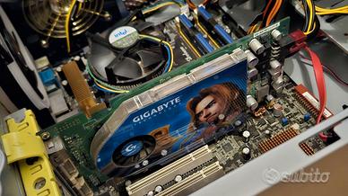 Blocco 774 P5B deluxe Q6600 4GB Hyperx 7800GT