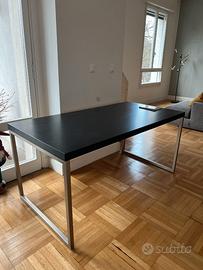 Tavolo Moderno + Sedie