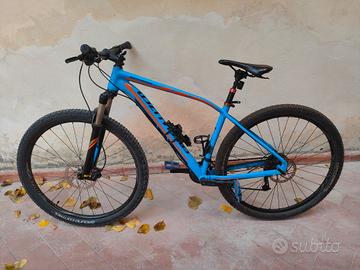 MTB Specialized front