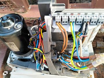 Motore cancello Nice 600