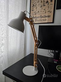 Lampada da tavolo