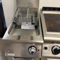 Friggitrice elettrica Lt 22 armadiata