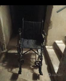 sedia a rotelle 