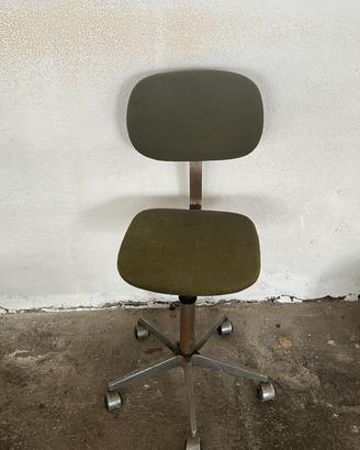 Sedia con rotelle da collezione