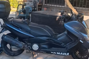 scooter TMAX 500