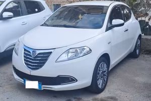 Lancia Ypsilon 1.2 GPL 69CV 5 porte GPL