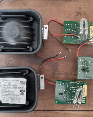 5 Ricambi per antifurti sirene e lampeggianti