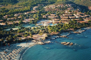 Villetta vista mare con giardino recintato