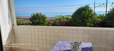 Monolocale vista mare