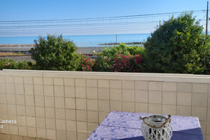 Monolocale vista mare