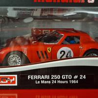 ferrari 1/18