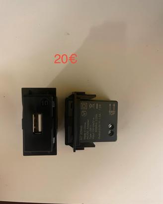 Interruttore , pulsante doppio , presa usb