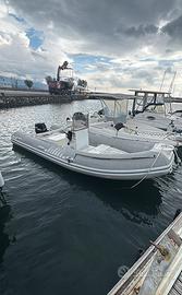 Barca gommone suzuki